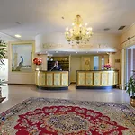 阿索托丽亚酒店 酒店 4*