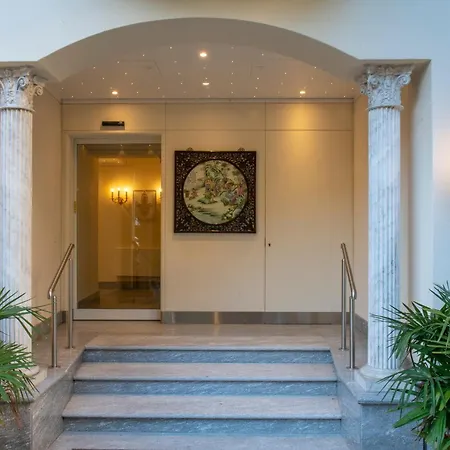 Astoria Hotel