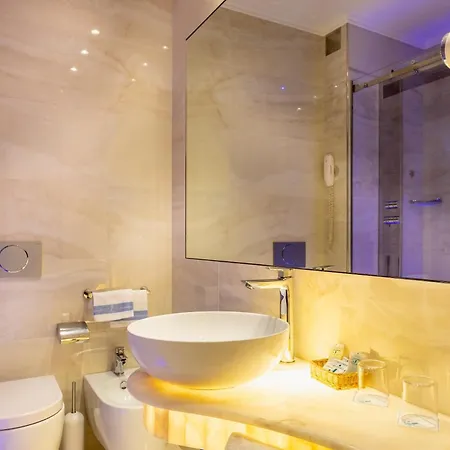 Hotel Astoria 4*